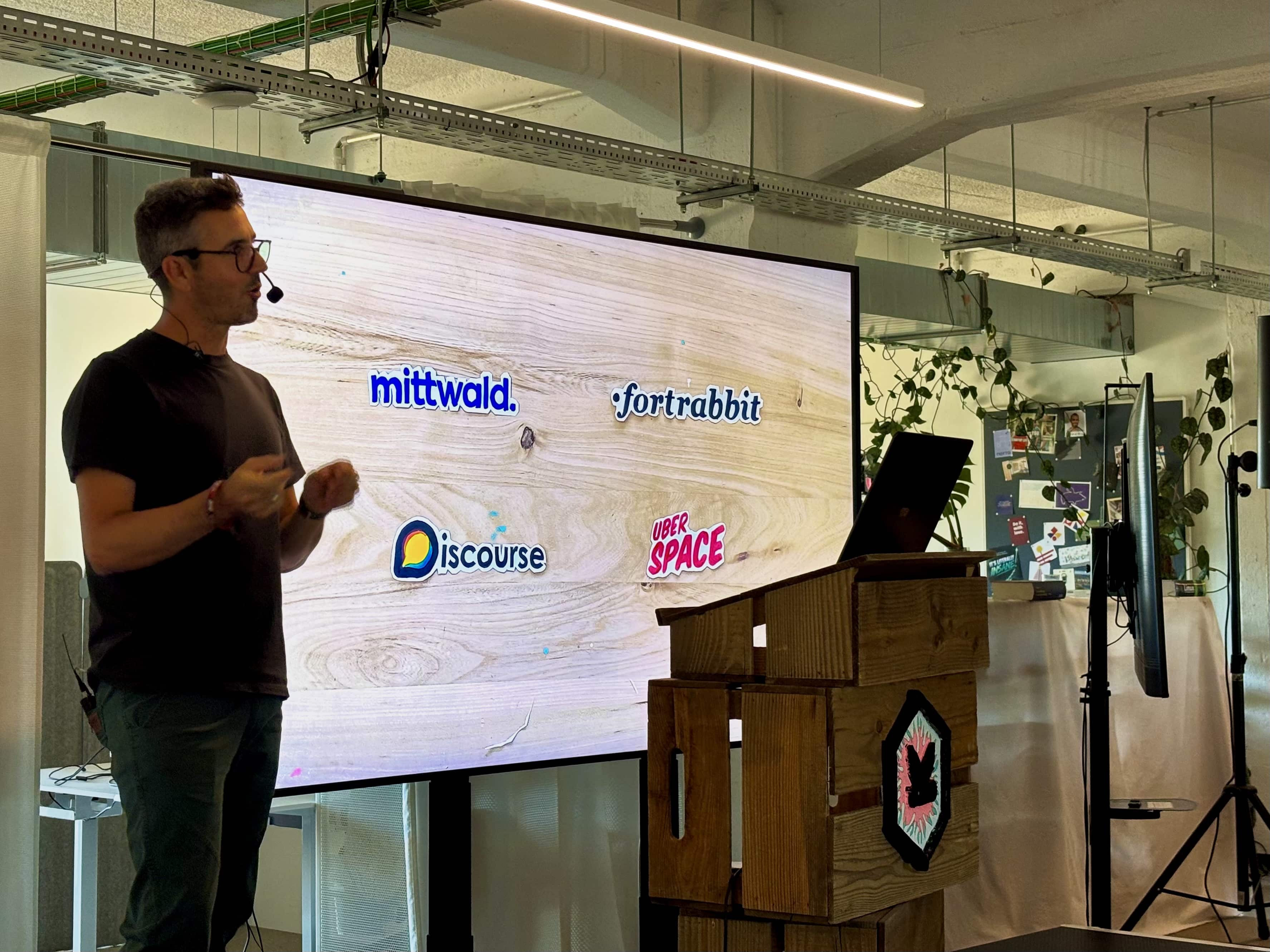 Bastian Allgeier's sponsor slide